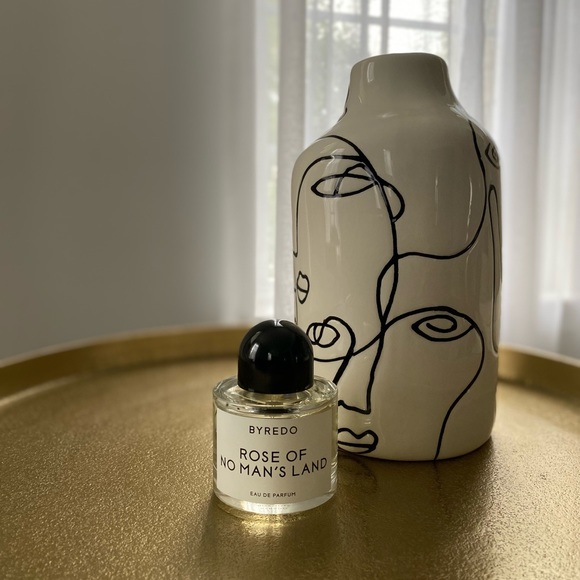 BYREDO Rose Of No Man’s Land (Full Bottle) - Picture 6 of 9